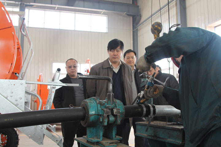 水利部灌排中心領(lǐng)導(dǎo)蒞臨華泰保爾考察